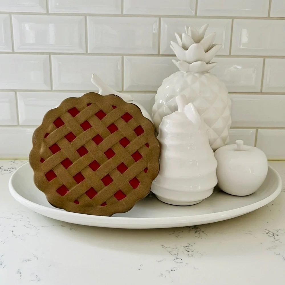 Crate&Barrel Pie Autumn Harvest Ceramic Trivet